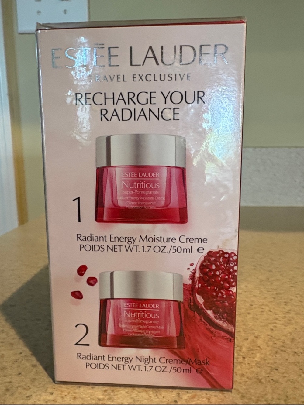 Estee Lauder Nutritious Super-Pomegranate Day & Night Radiance Set